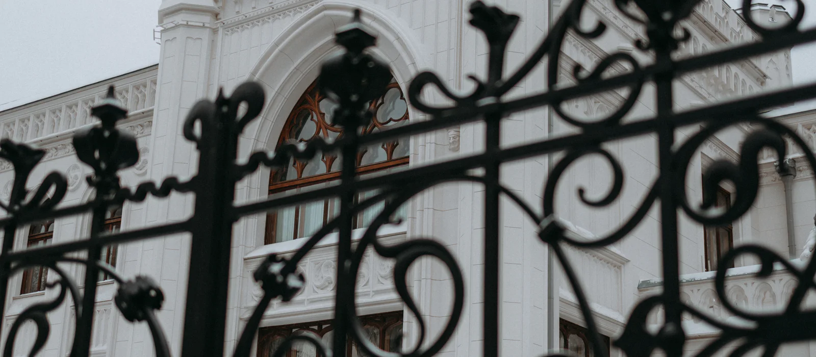 5 домов на Патриарших прудах — экскурсия, Москва, Россия | Покатаем