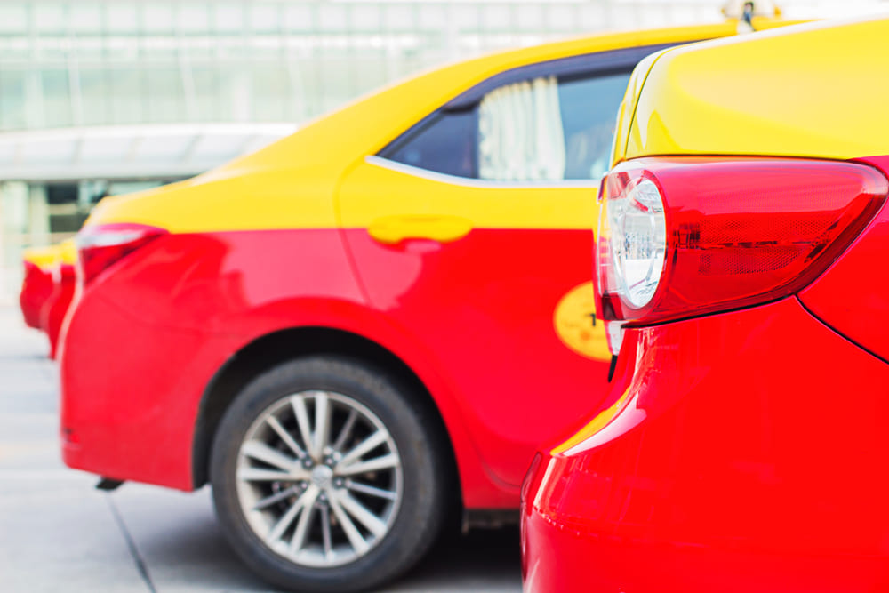 Такси из аэропорта