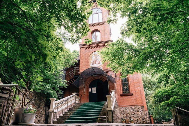 Святые места Анапы: экскурсия в Пустынь Феодосия Кавказского