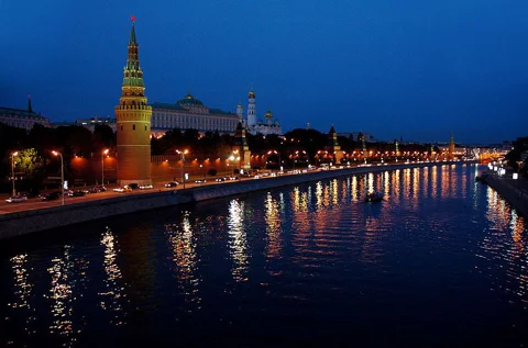 День города на панорамном теплоходе «Москва Ривер» с просмотром салюта