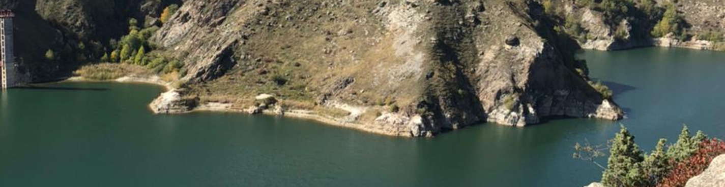 Озеро Гижгит и Чегемские водопады на комфортабельных внедорожниках