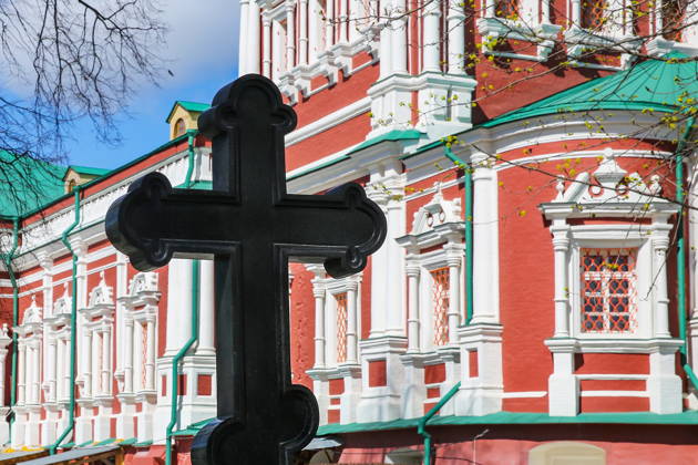 Новодевичье: экскурсия по кладбищу и по монастырю