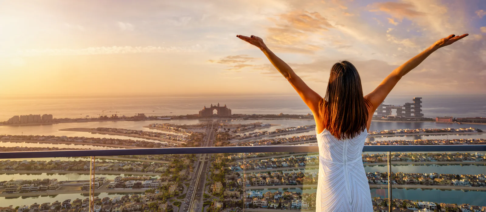 Захватывающие виды: The View at The Palm — экскурсия, Дубай, ОАЭ | Покатаем