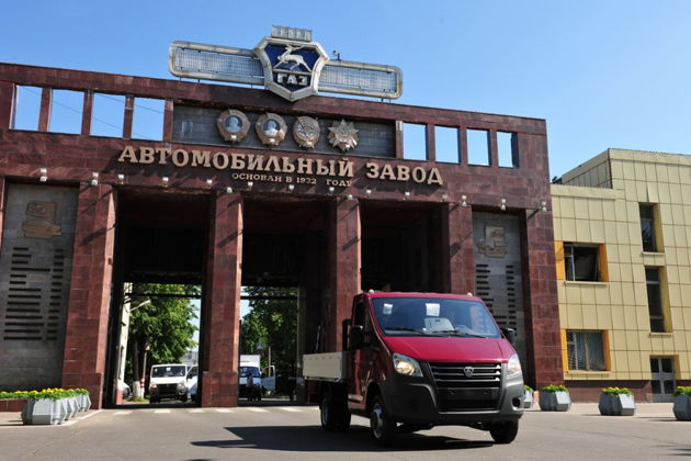 Виды Советский Горький. Автомобиль, самолеты, корабли, паровозы.