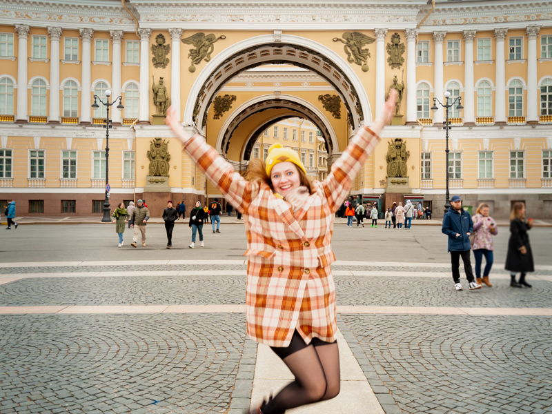 Уютная обзорная прогулка с бесплатной фотосессией и личным гидом - экскурсия в Санкт-Петербург, Россия