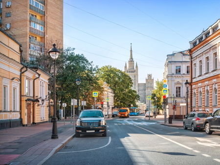 Большая Никитская улица