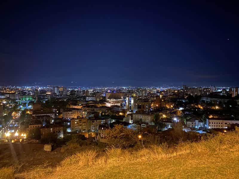Солнечный Ереван — один из древнейших городов мира! - фото 3
