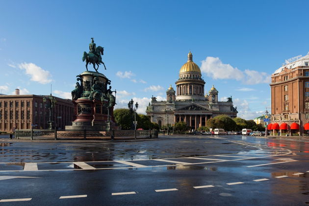 Фото к экскурсии Топ 3 площади: Дворцовая, Сенатская, Исаакиевская с подъёмом на колоннаду
