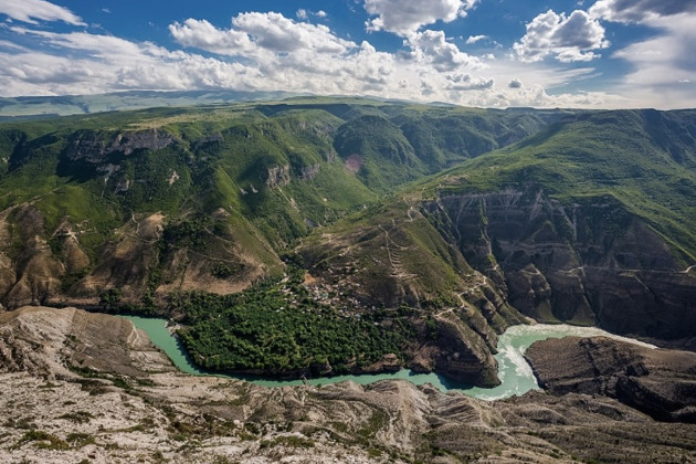 Сулакский каньон и бархан Сарыкум — два чуда Дагестана на машине