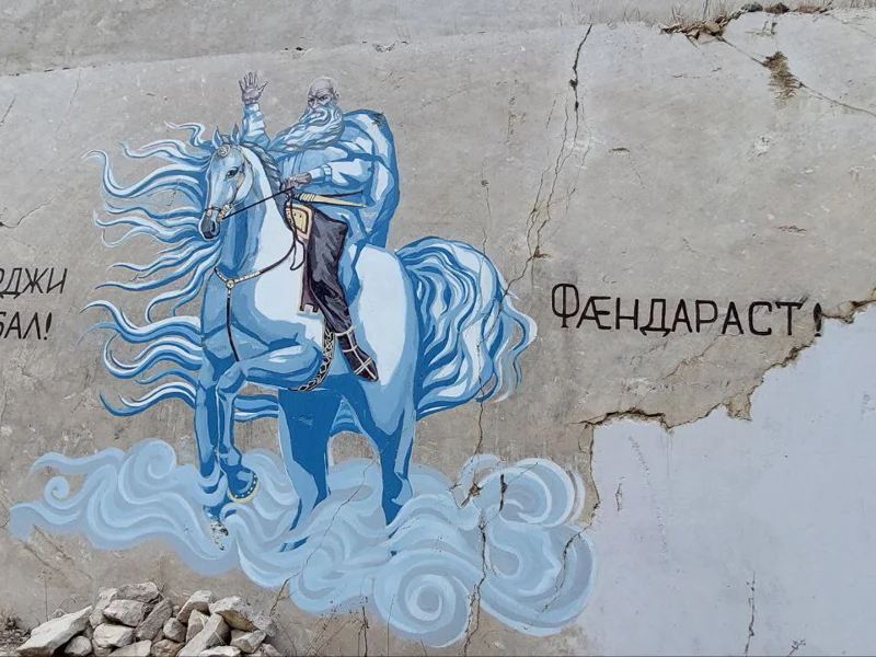 Северная Осетия в мини-группе из Нальчика: Кармадон, Даргавс и Фиагдон — фото 5, Нальчик | Покатаем