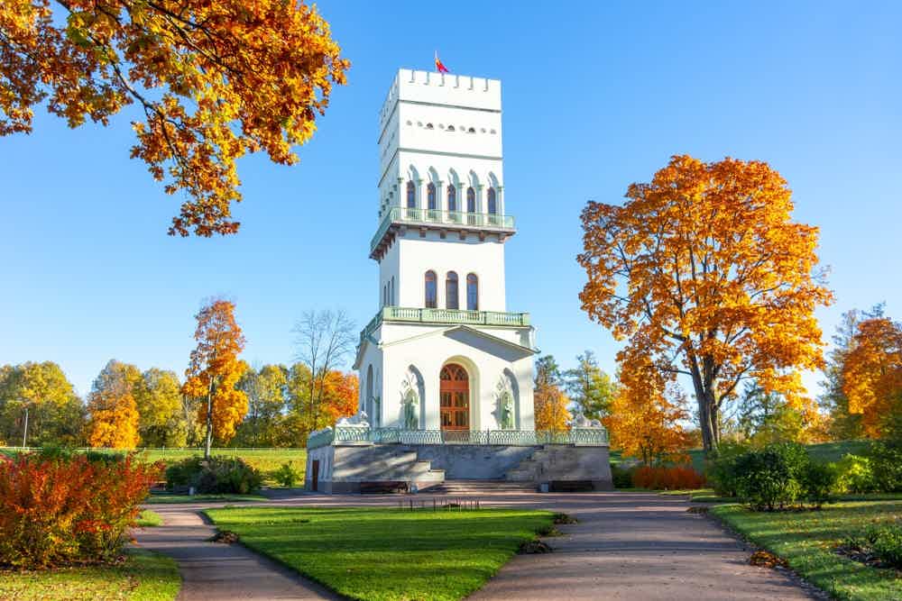 Белая башня, Александровский парк
