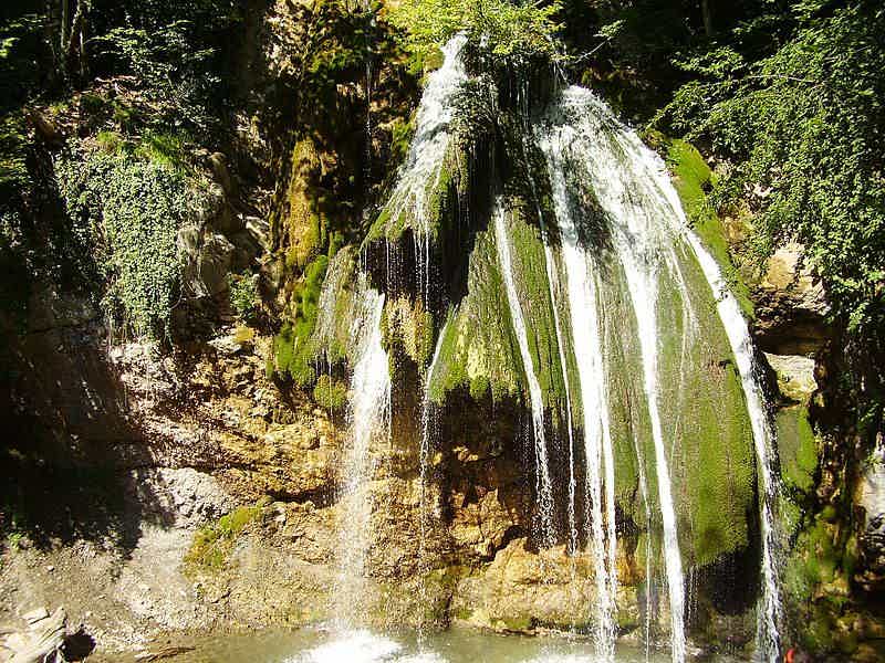 Долина Приведений и водопад Джур-Джур - фото 6