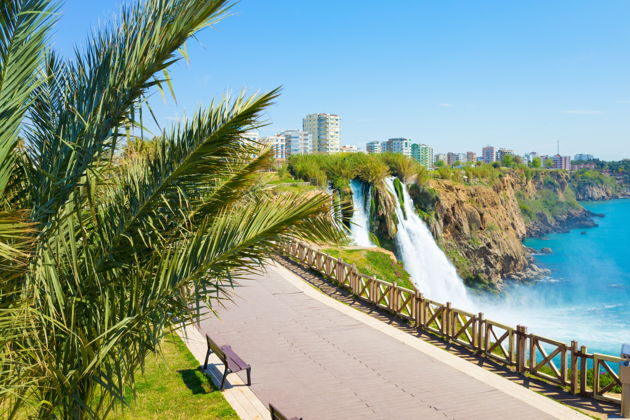 Главное изображение экскурсии - Прогулка на яхте к водопаду Дюден