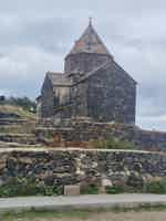 Экскурсия "Севан, Севанаванк, Дилижан: старый город, монастырь Агарцин, Мимино" - фото отзыва 4