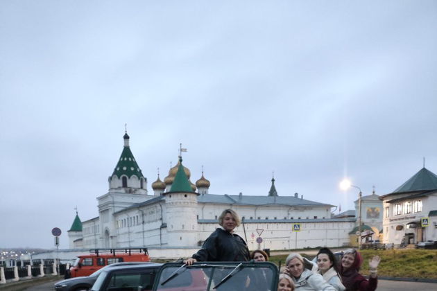 Виды Прогулка на ретро-автомобиле по Костроме