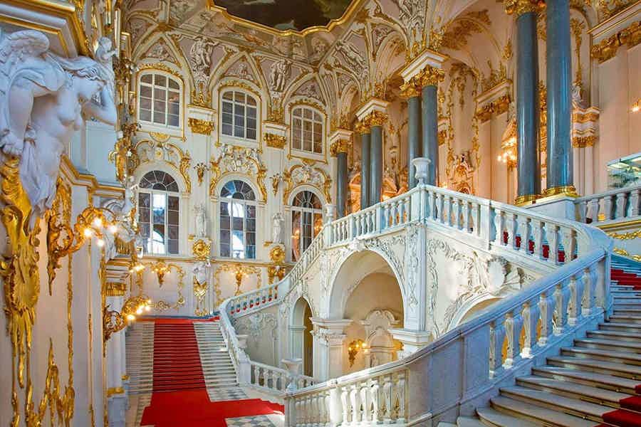 Эрмитаж: всемирно известная коллекция искусства - фото 1