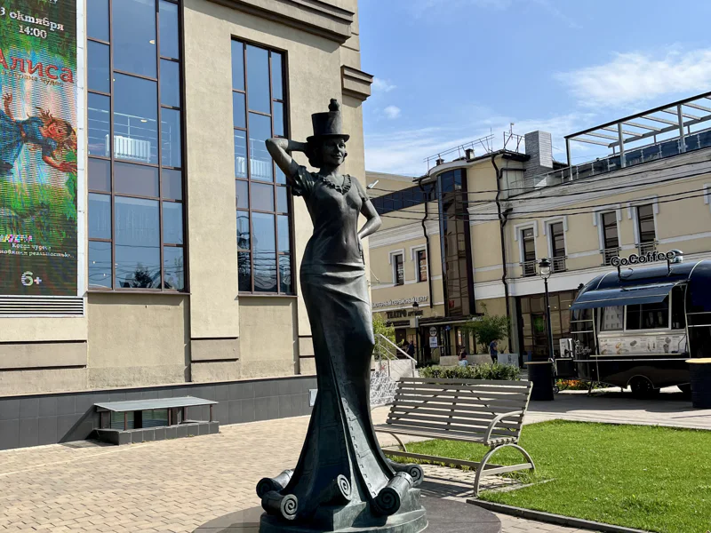 Древний город Звенигород на Москве-реке — на автомобиле туриста — фото 3, Звенигород | Покатаем