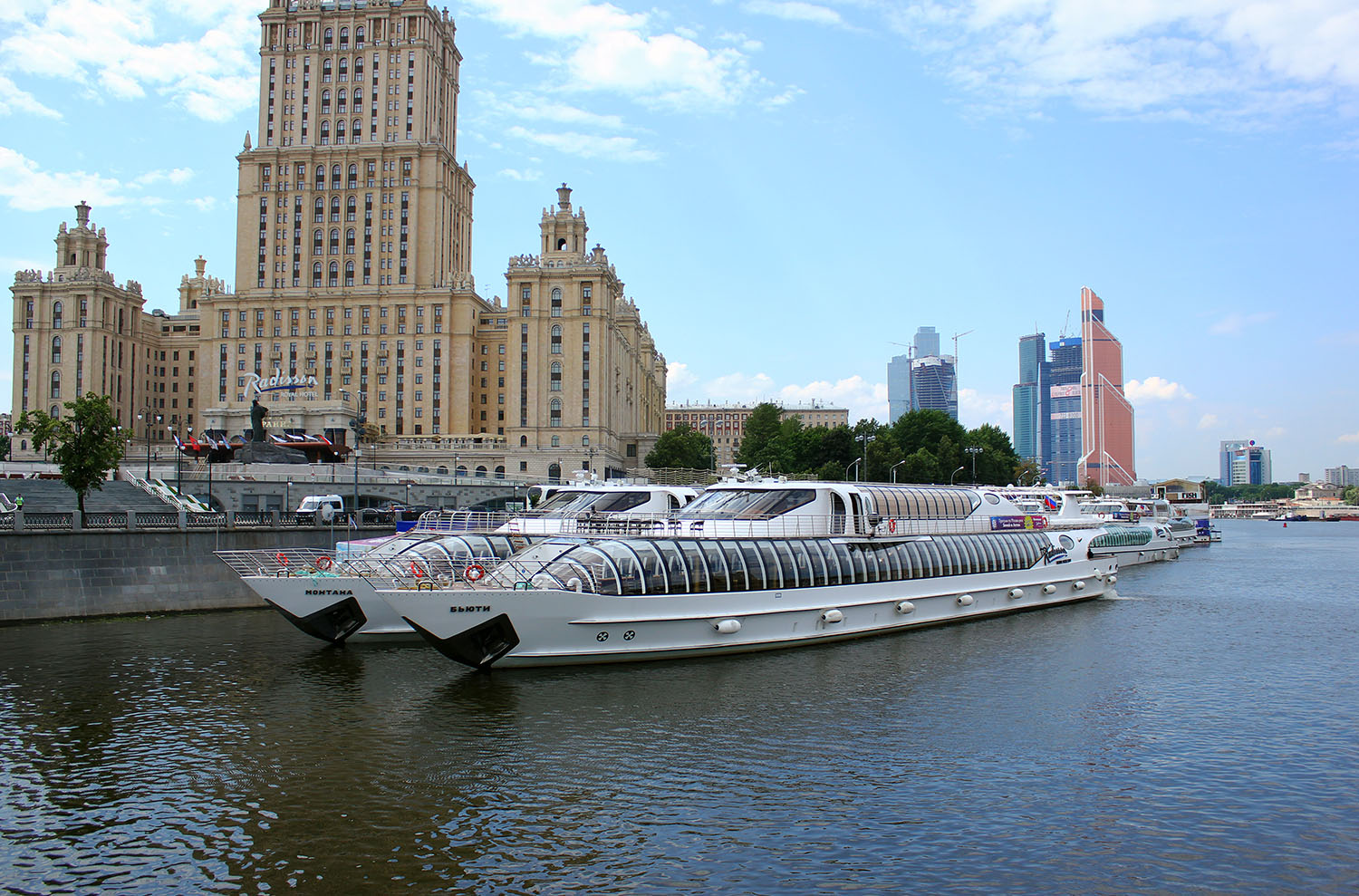 Мерседес гостиница украина
