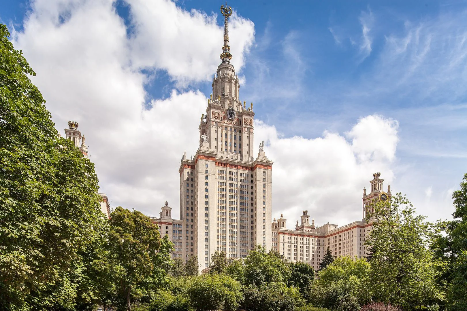 Семь сестер Москвы: велопрогулка по сталинским высоткам с аудиогидом, кадр 7