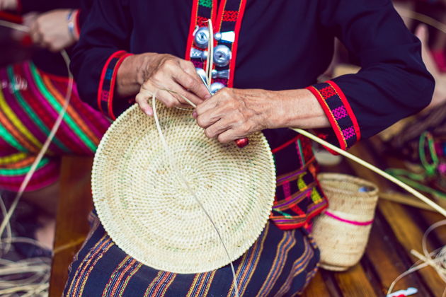 Деревня народностей Ли и Мяо с гидом