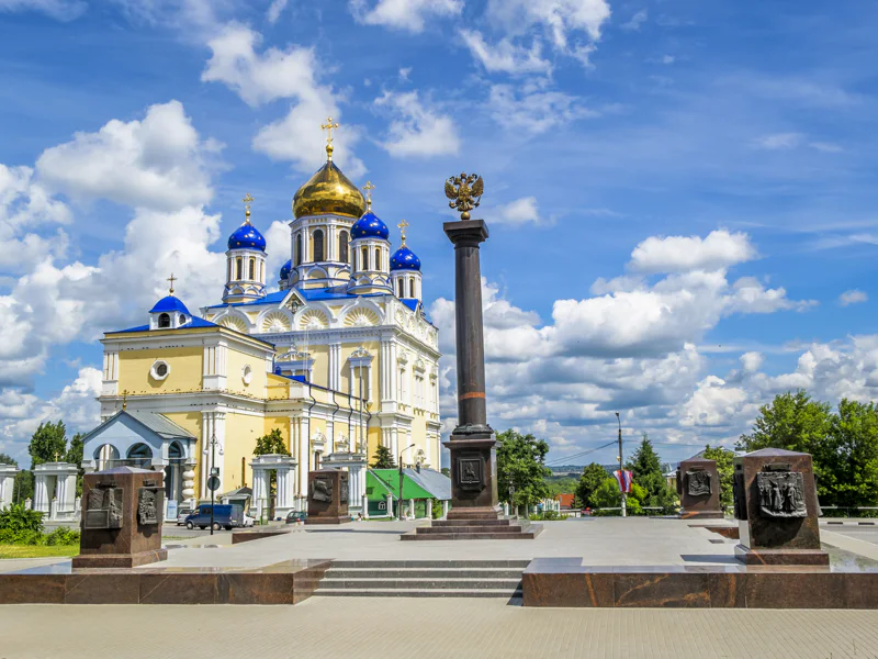 Экскурсия по Ельцу и Знаменский монастырь на транспорте туристов — фото 4, Елец | Покатаем