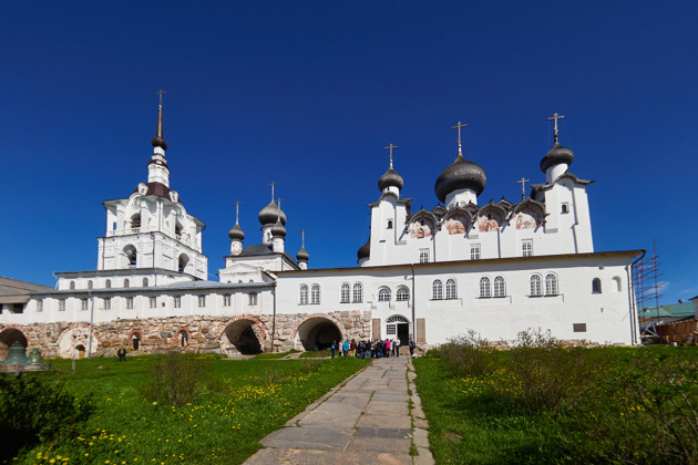 Главное изображение экскурсии - Путешествие на Соловки, Беломорканал и петроглифы (2 дня)