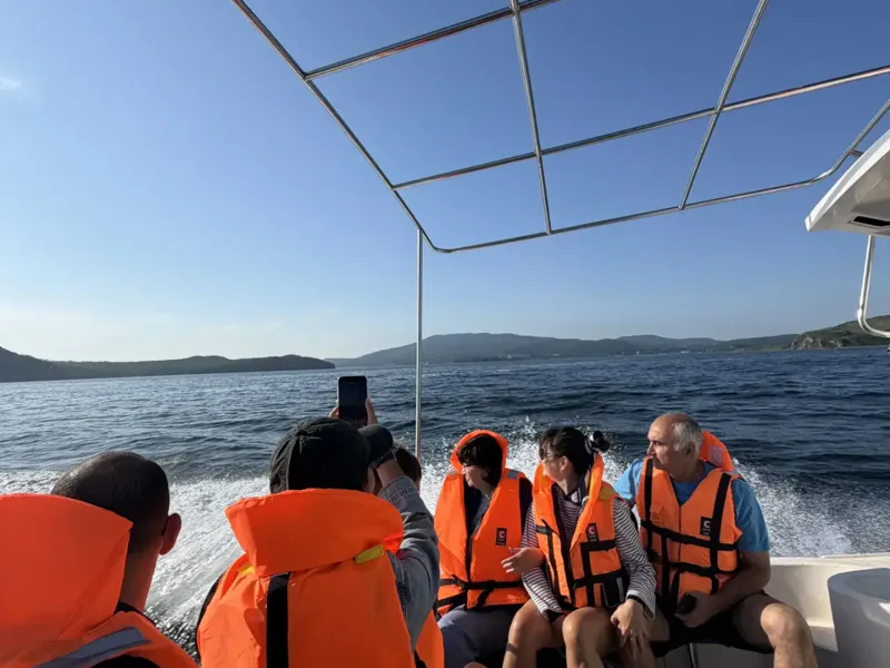 Морской день в Приморье: купание, катер и морепродукты — фото 3, Владивосток | Покатаем