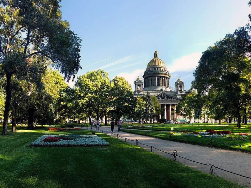 Аудиоэкскурсия для знакомства с Петербургом: прогулка от Биржи к Адмиралтейству — фото 3, Санкт-Петербург | Покатаем