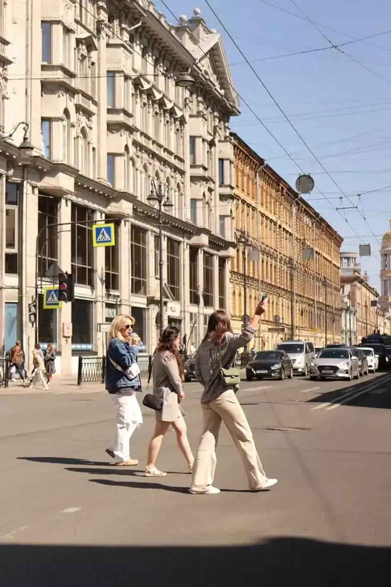 Тихий центр Петербурга: экскурсия + подъём на крышу в мини-группе — фото 1