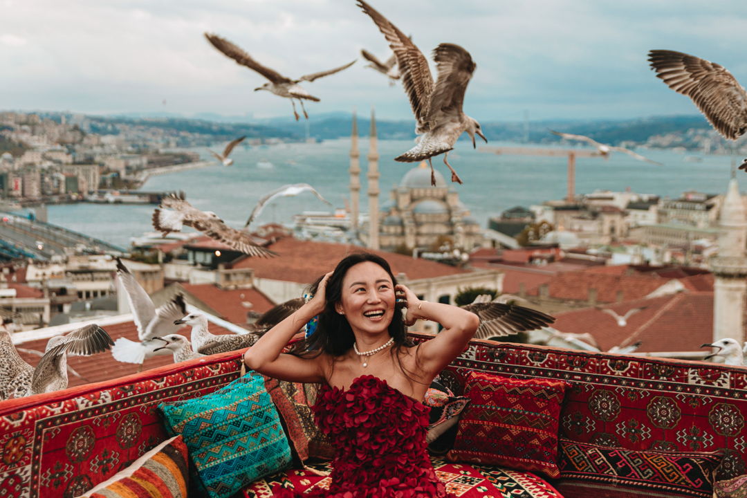 Стамбульская фотосессия на крыше с чайками — фото 1