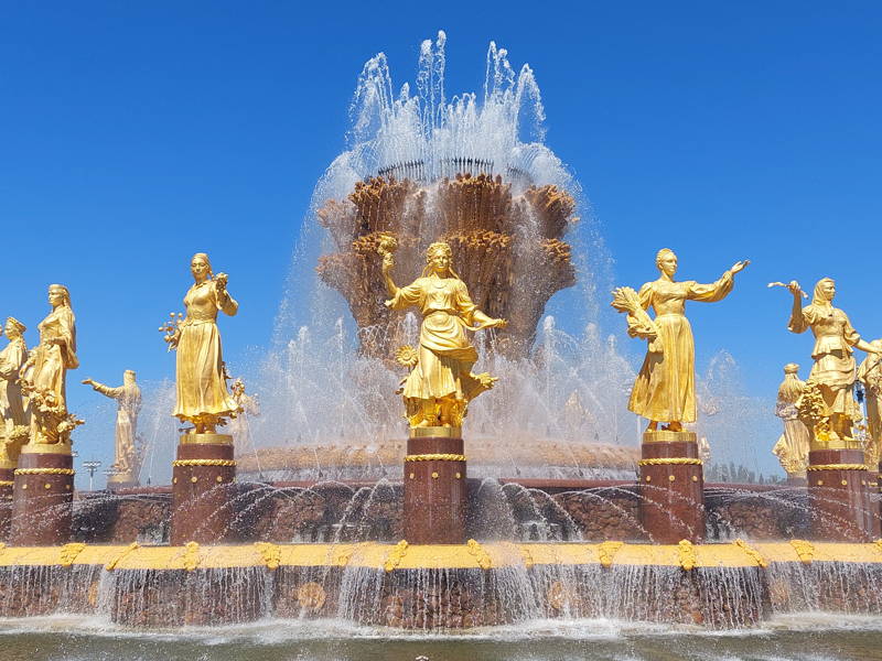 Групповая экскурсия по ВДНХ с посещением павильона №34 «Космос»