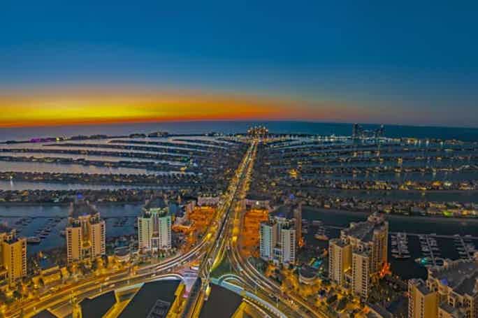 Экскурсия по ночному Дубаю с морской прогулкой на Доу на закате