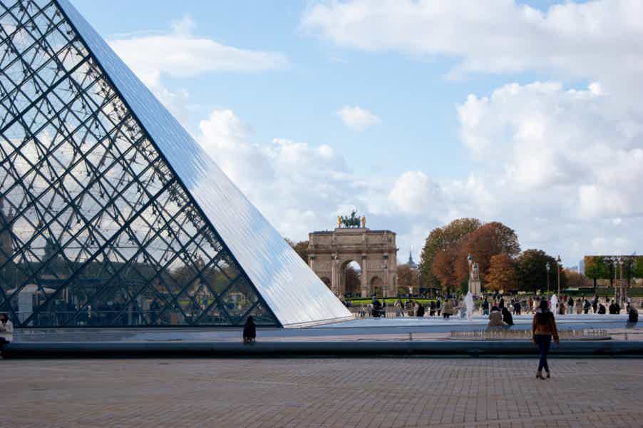 Louvre: Skip-he-Line Timed Entrance - photo 1