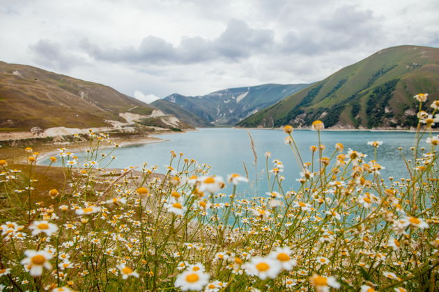 Виды Высокогорное озеро Кезеной-Ам 