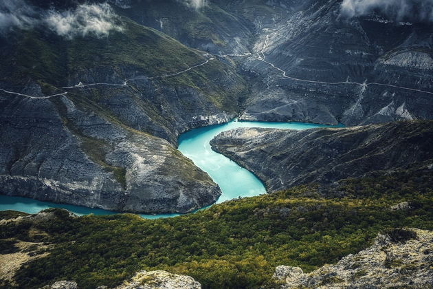 Виды Там, где парят орлы: Сулакский каньон, пещеры Нохъо и бархан Сарыкум