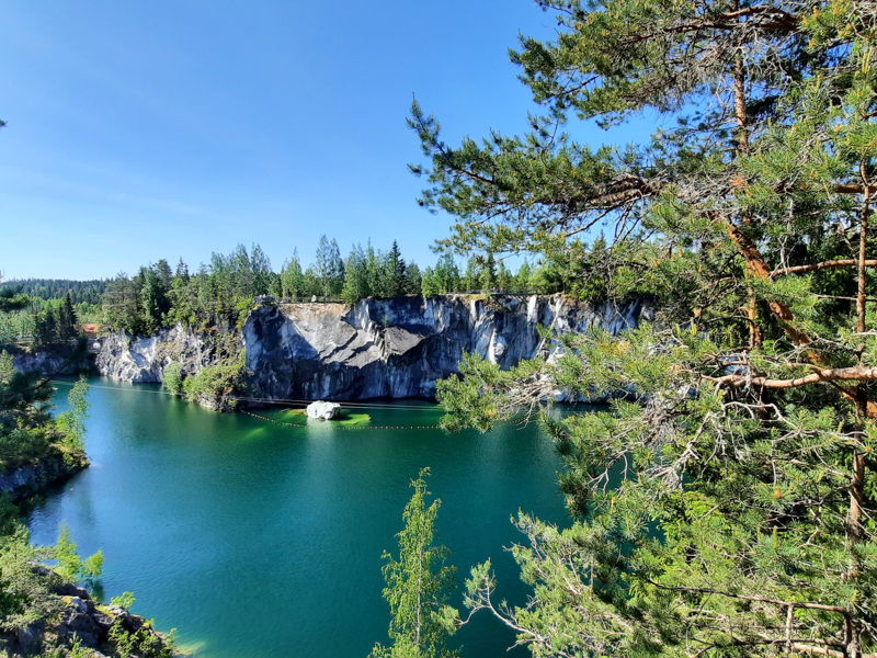 Лучшие места Карелии за два дня - экскурсия в Петрозаводск, Россия