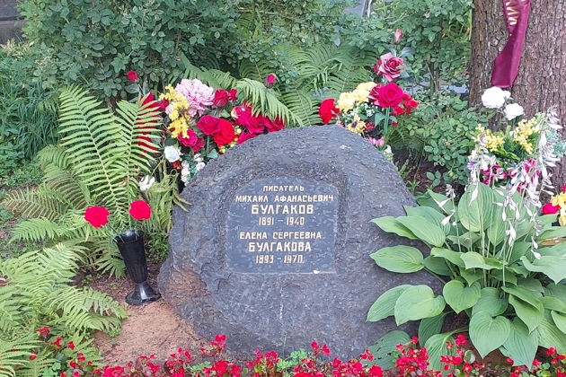 Виды Обзорная прогулка по Новодевичьему кладбищу