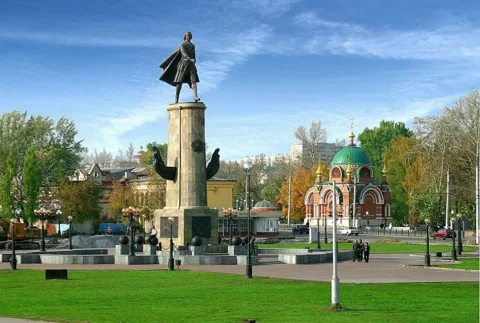 Секреты Липецкой земли: от Петровской руки до высшего пилотажа