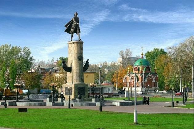 Секреты Липецкой земли: от Петровской руки до высшего пилотажа