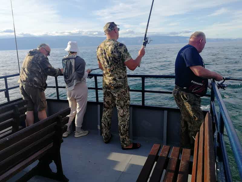 Рыбалка на Байкале на кораблях - фото 2