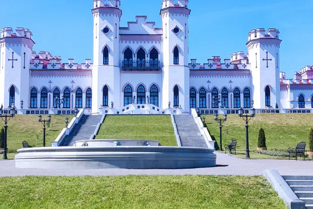 Прогулка по Коссовскому, Несвижскому и Мирскому замкам из Бреста — фото 2