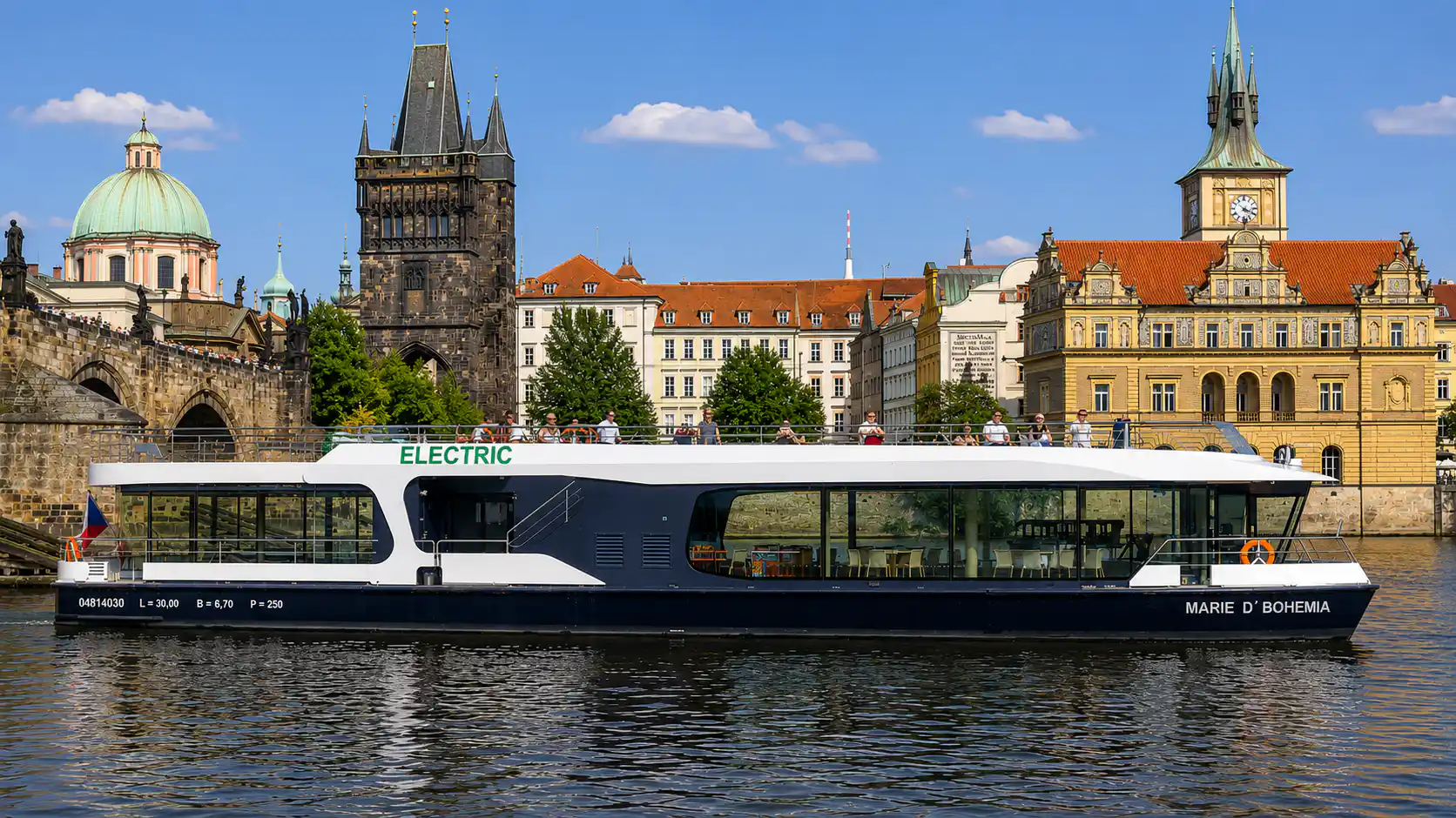 Marie d' Bohemia boat