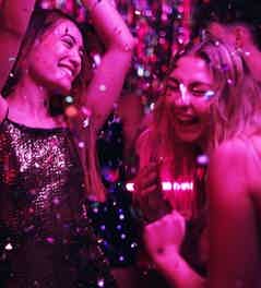 Feel the party vibe with music onboard