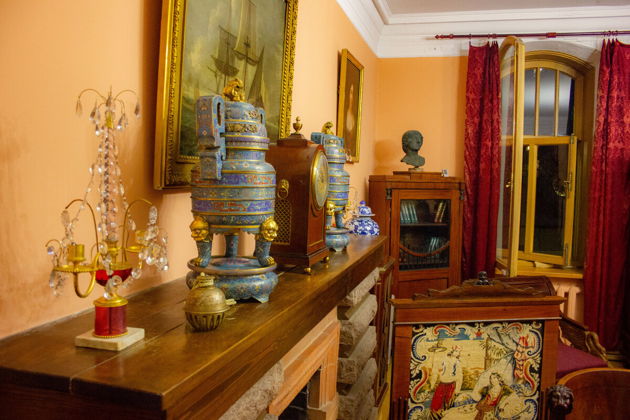 Виды Красный граф — «очаровательный негодяй»!