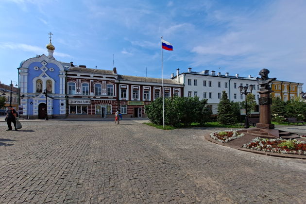 Фото к экскурсии Обзорная прогулка по городу старинных вывесок