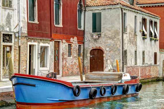 «В ландо моторном, в ландо шикарном я проезжаю на острова» — лагуна Венеции