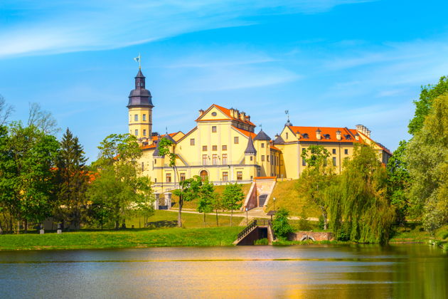 Виды Трансфер в Несвиж и город Мир за один день