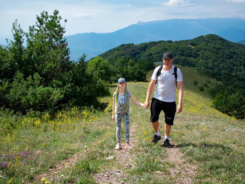 Прогулка по сказочному крымскому лесу: Иван да Марья — фото 5, Алушта | Покатаем