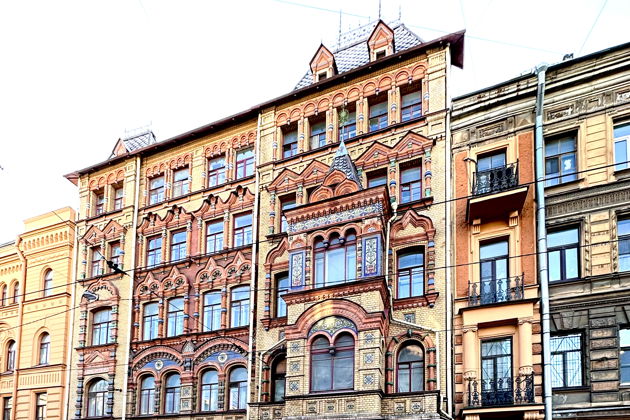 Виды Санкт-Петербург: Город контрастов