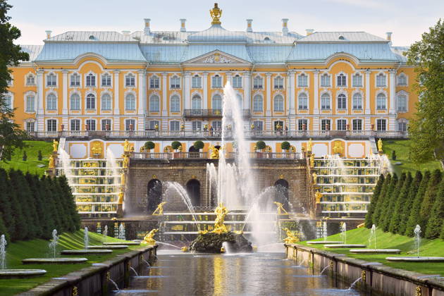 Экскурсия в Петергоф и Кронштадт